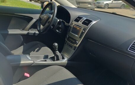 Toyota Avensis III рестайлинг, 2012 год, 1 700 000 рублей, 5 фотография