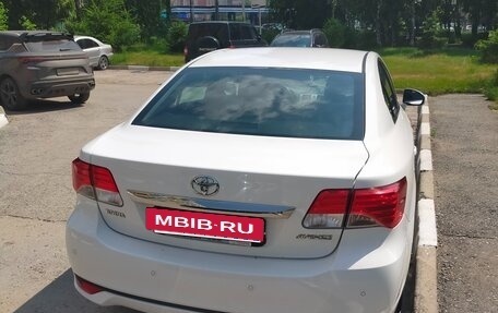 Toyota Avensis III рестайлинг, 2012 год, 1 700 000 рублей, 4 фотография