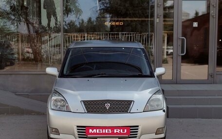 Toyota Opa I рестайлинг, 2002 год, 670 000 рублей, 2 фотография