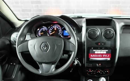 Renault Duster I рестайлинг, 2017 год, 1 370 000 рублей, 14 фотография