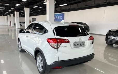 Honda Vezel, 2020 год, 1 414 000 рублей, 3 фотография