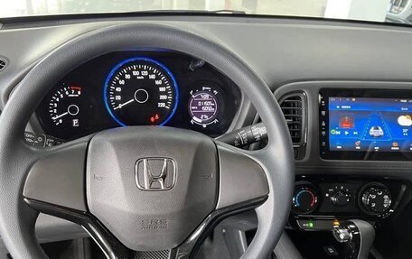 Honda Vezel, 2020 год, 1 414 000 рублей, 6 фотография