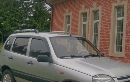 Chevrolet Niva I рестайлинг, 2005 год, 310 000 рублей, 8 фотография