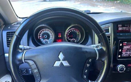 Mitsubishi Pajero IV, 2019 год, 4 250 000 рублей, 7 фотография