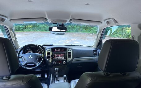 Mitsubishi Pajero IV, 2019 год, 4 250 000 рублей, 24 фотография
