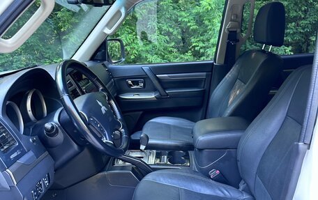 Mitsubishi Pajero IV, 2019 год, 4 250 000 рублей, 26 фотография