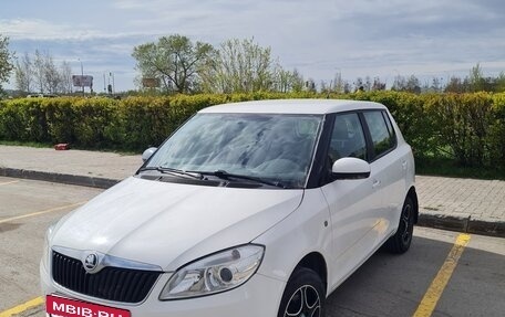 Skoda Fabia II, 2013 год, 850 000 рублей, 4 фотография