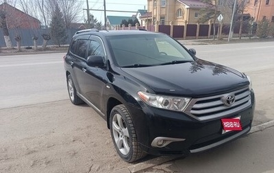 Toyota Highlander III, 2011 год, 2 000 000 рублей, 1 фотография