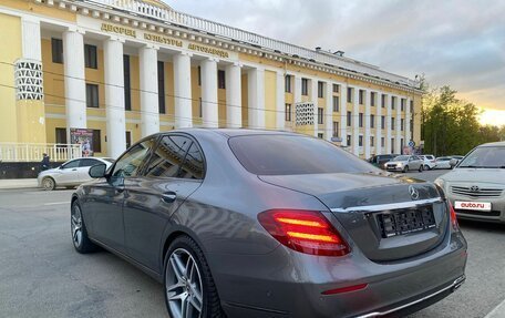 Mercedes-Benz E-Класс, 2017 год, 3 120 000 рублей, 7 фотография