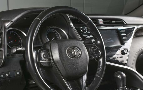 Toyota Camry, 2018 год, 2 070 000 рублей, 19 фотография