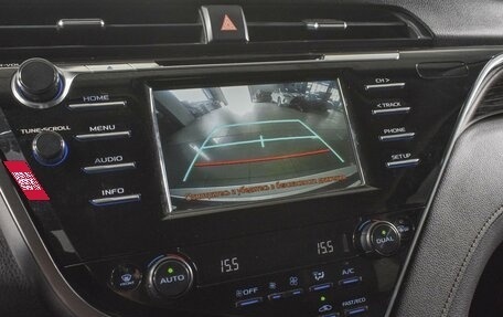 Toyota Camry, 2018 год, 2 070 000 рублей, 12 фотография
