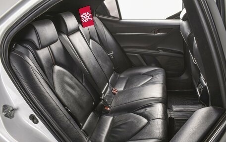 Toyota Camry, 2018 год, 2 070 000 рублей, 7 фотография