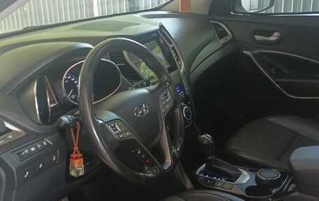 Hyundai Santa Fe III рестайлинг, 2017 год, 2 800 000 рублей, 9 фотография