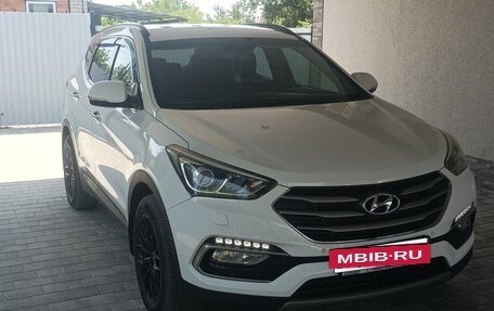 Hyundai Santa Fe III рестайлинг, 2017 год, 2 800 000 рублей, 3 фотография