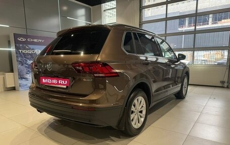 Volkswagen Tiguan II, 2020 год, 2 435 000 рублей, 4 фотография