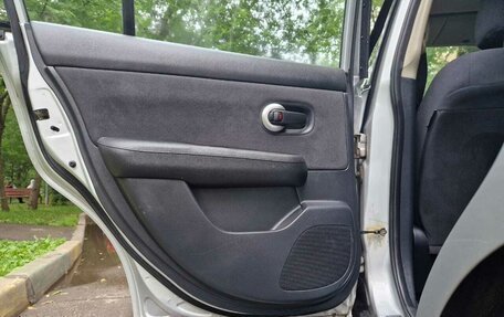 Nissan Tiida, 2008 год, 590 000 рублей, 13 фотография