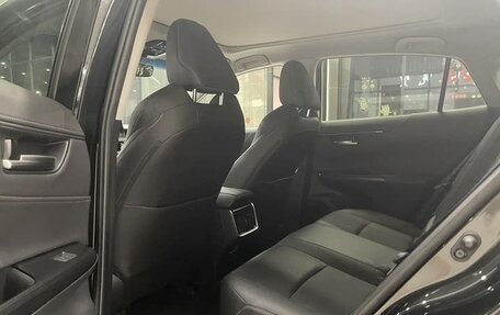 Toyota Venza, 2022 год, 3 598 000 рублей, 12 фотография