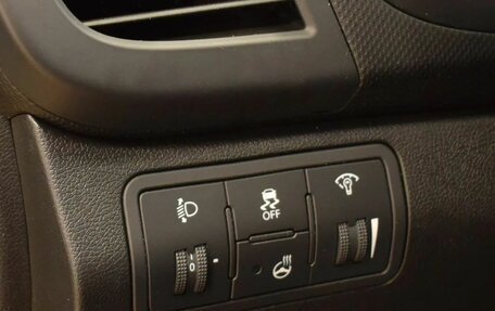 Hyundai Solaris II рестайлинг, 2015 год, 935 000 рублей, 9 фотография