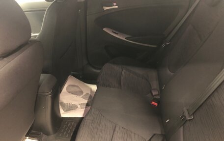 Hyundai Solaris II рестайлинг, 2016 год, 949 000 рублей, 15 фотография