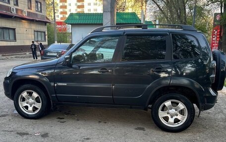 Chevrolet Niva I рестайлинг, 2010 год, 440 000 рублей, 4 фотография