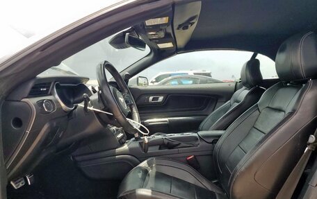 Ford Mustang VI рестайлинг, 2022 год, 2 830 000 рублей, 7 фотография