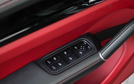 Porsche Cayenne III, 2022 год, 15 000 000 рублей, 21 фотография