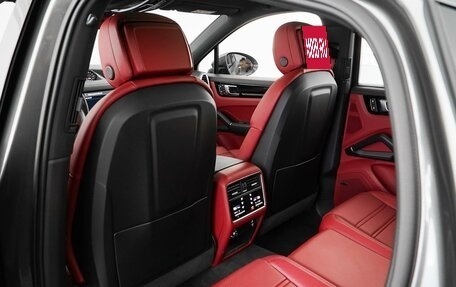 Porsche Cayenne III, 2022 год, 15 000 000 рублей, 11 фотография