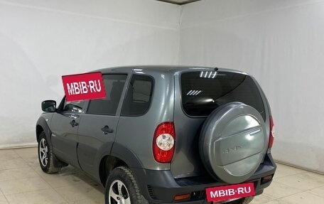 Chevrolet Niva I рестайлинг, 2018 год, 820 000 рублей, 2 фотография