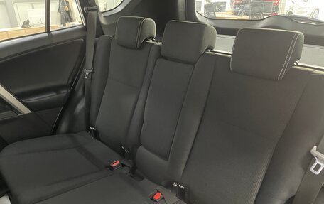 Toyota RAV4, 2018 год, 2 799 000 рублей, 20 фотография