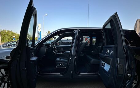 Rolls-Royce Cullinan, 2019 год, 27 990 000 рублей, 7 фотография