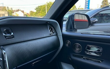 Rolls-Royce Cullinan, 2019 год, 27 990 000 рублей, 9 фотография