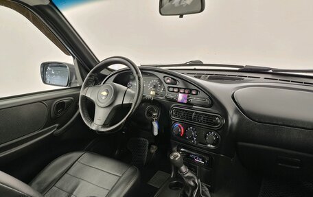 Chevrolet Niva I рестайлинг, 2019 год, 910 000 рублей, 15 фотография
