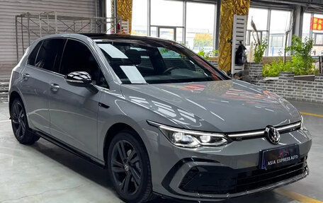 Volkswagen Golf VIII, 2022 год, 1 750 014 рублей, 3 фотография