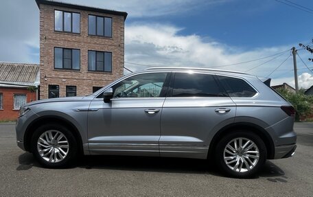 Volkswagen Touareg III, 2018 год, 3 800 000 рублей, 7 фотография