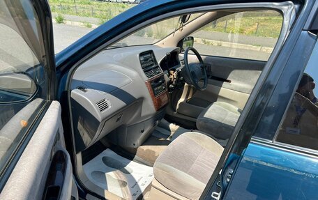 Toyota Gaia, 1998 год, 379 999 рублей, 10 фотография
