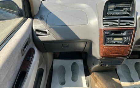 Toyota Gaia, 1998 год, 379 999 рублей, 18 фотография