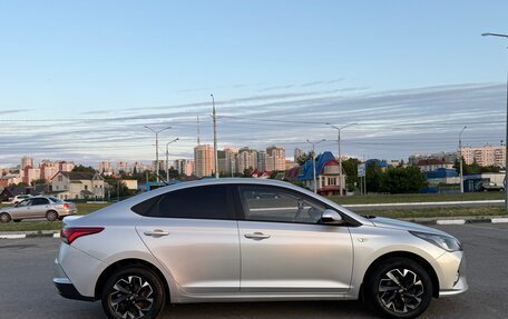 Hyundai Solaris II рестайлинг, 2020 год, 1 520 000 рублей, 6 фотография