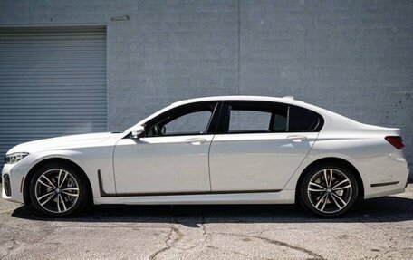 BMW 7 серия, 2022 год, 8 325 000 рублей, 3 фотография