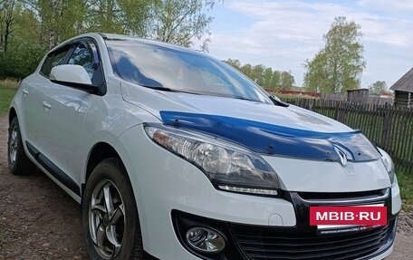 Renault Megane III, 2012 год, 890 000 рублей, 2 фотография