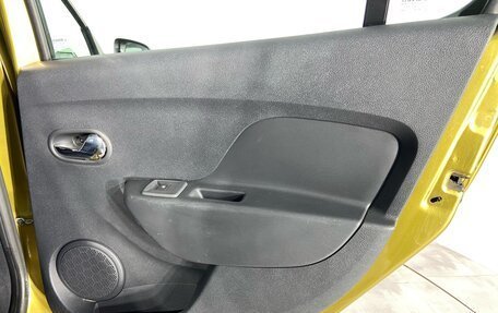 Renault Sandero II рестайлинг, 2016 год, 915 000 рублей, 22 фотография