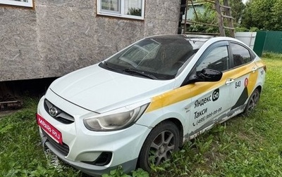 Hyundai Solaris II рестайлинг, 2013 год, 680 000 рублей, 1 фотография