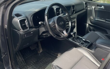 KIA Sportage IV рестайлинг, 2018 год, 2 350 000 рублей, 11 фотография
