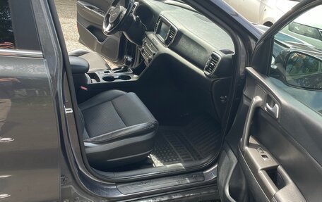 KIA Sportage IV рестайлинг, 2018 год, 2 350 000 рублей, 16 фотография