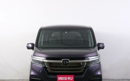 Honda Stepwgn IV, 2017 год, 2 269 000 рублей, 2 фотография