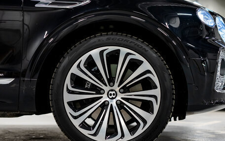 Bentley Bentayga I, 2024 год, 33 990 000 рублей, 7 фотография