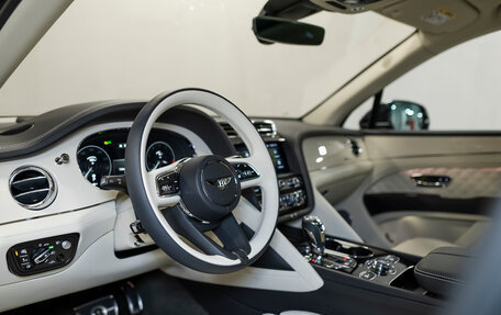Bentley Bentayga I, 2024 год, 33 990 000 рублей, 16 фотография