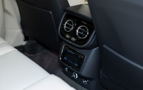 Bentley Bentayga I, 2024 год, 33 990 000 рублей, 25 фотография