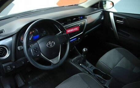 Toyota Auris II, 2013 год, 1 050 000 рублей, 10 фотография