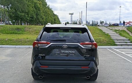 Toyota RAV4, 2021 год, 3 899 000 рублей, 6 фотография