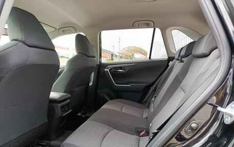 Toyota RAV4, 2021 год, 3 899 000 рублей, 12 фотография